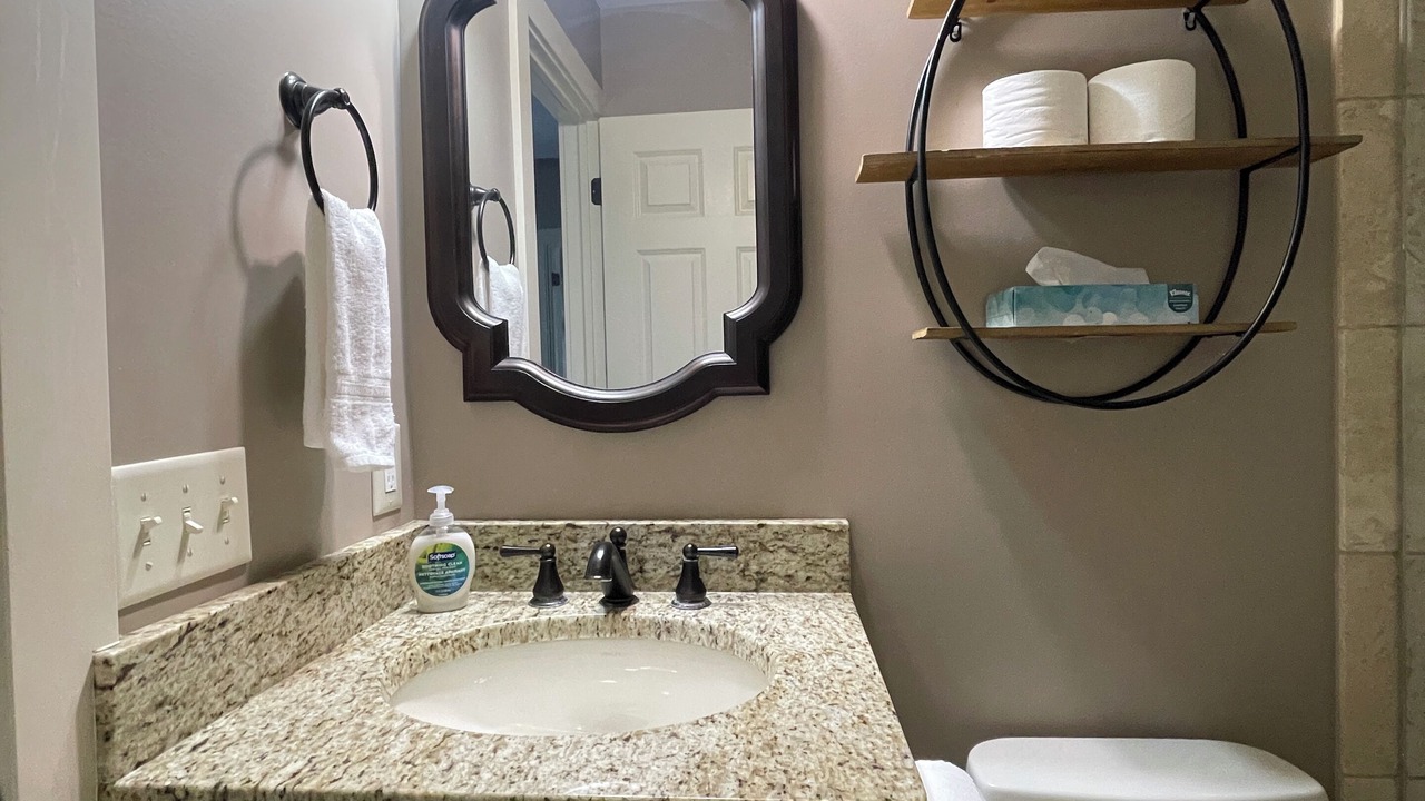 Photo of Bathroom in Glen Arbor