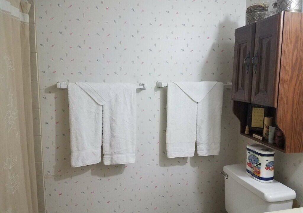 Photo of Bathroom in Clive