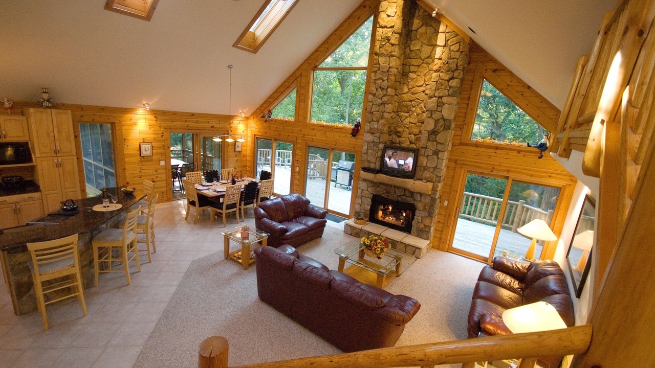 Photo of Livingroom in The Galena Territory