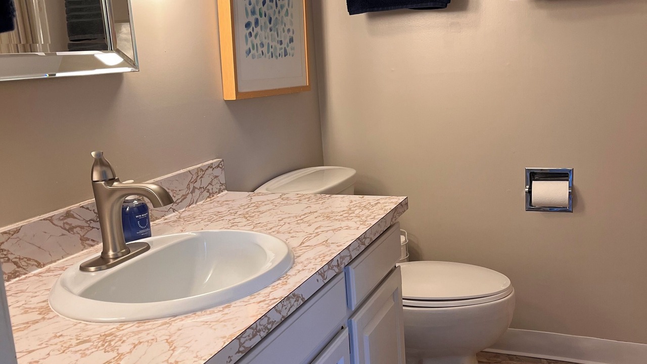 Photo of Bathroom in Cedar