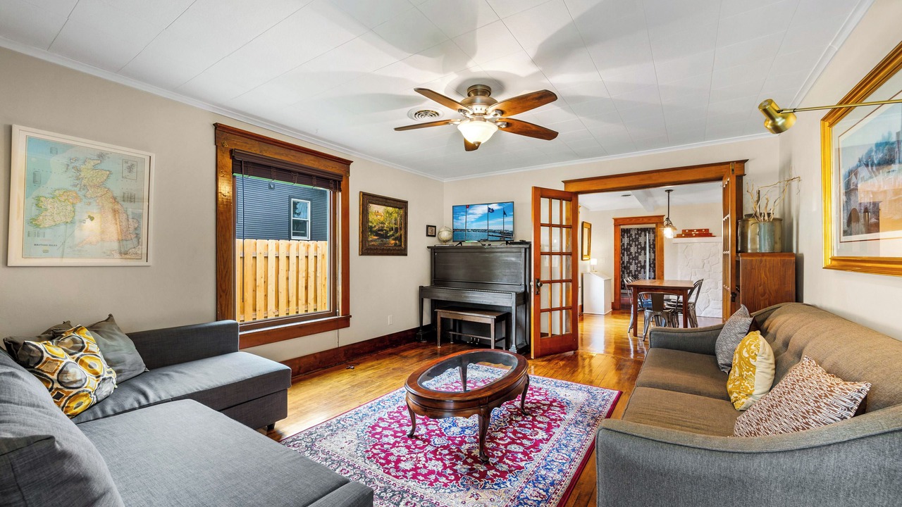 Photo of Livingroom in Baileys Harbor