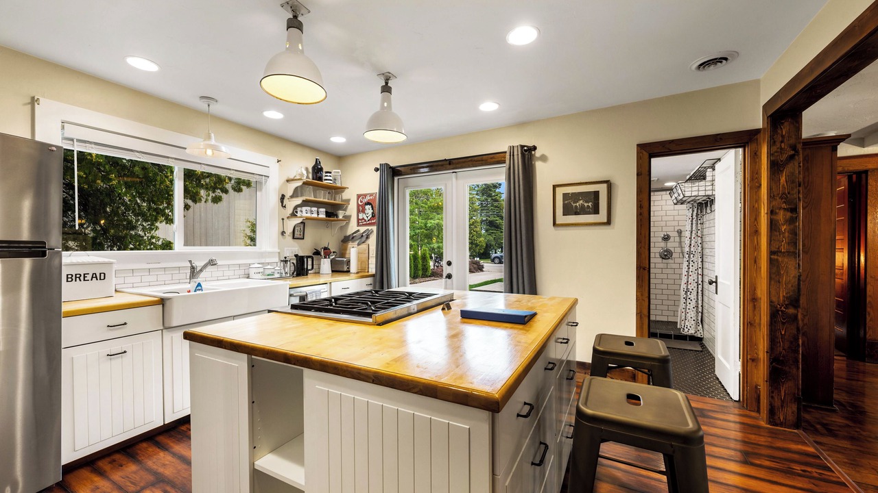 Photo of Kitchen in Baileys Harbor