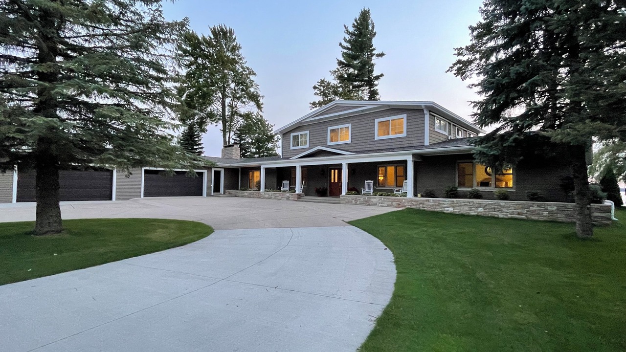Photo of Outdoor in Cadillac