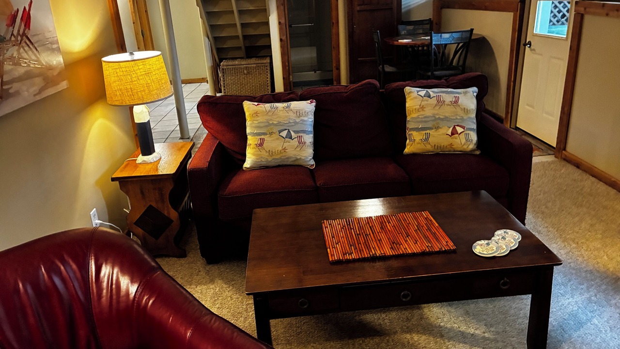 Photo of Livingroom in Beachwood-Bluffton