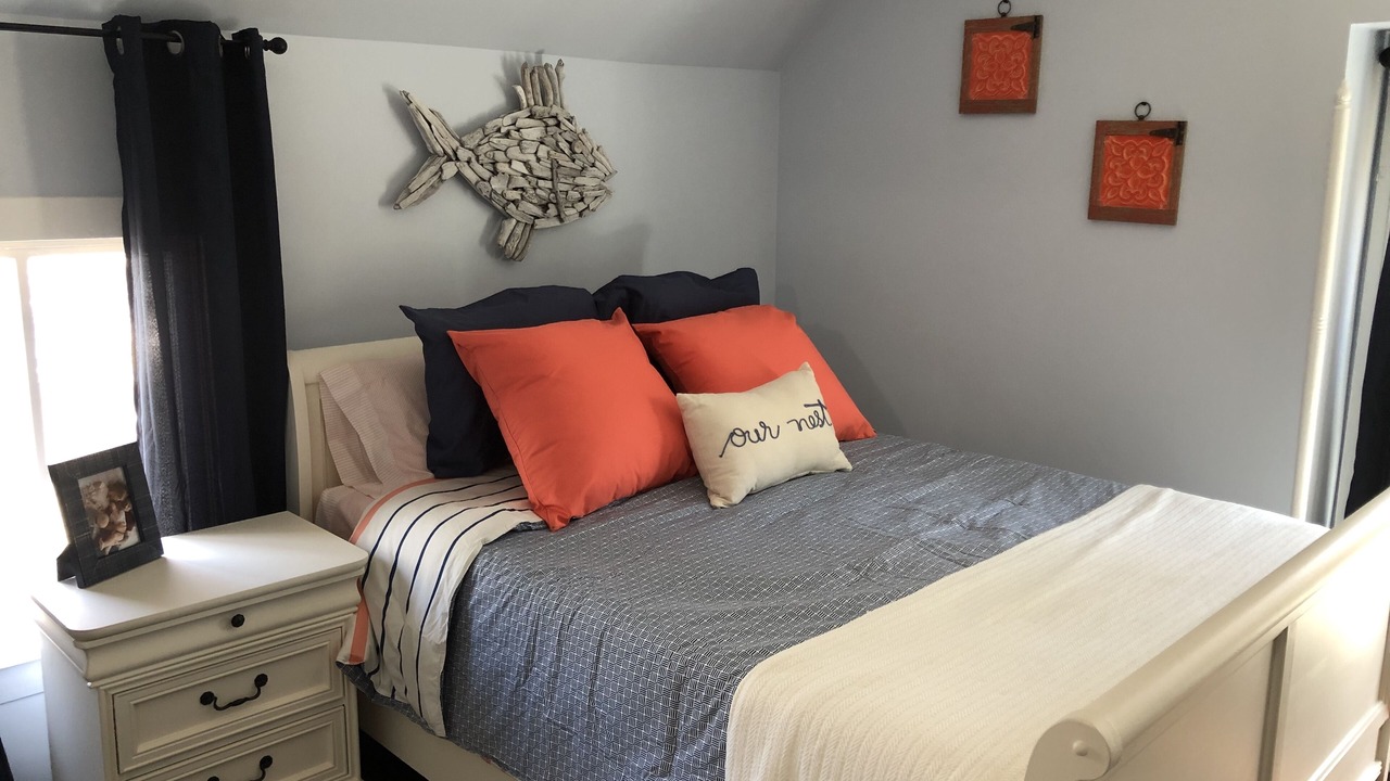 Photo of Bedroom in South Haven