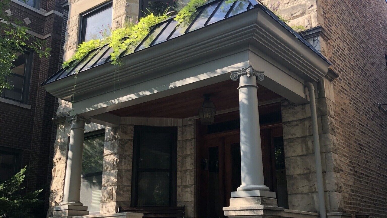 Photo of Outdoor in Lakeview