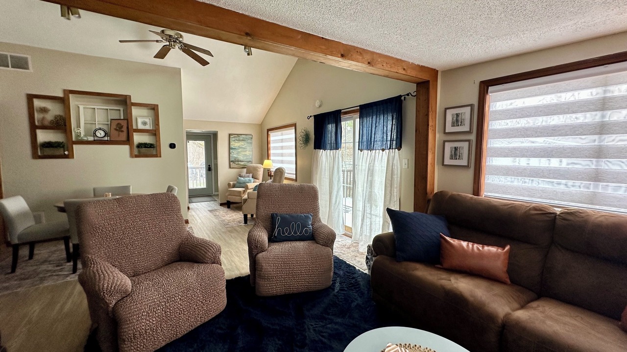Photo of Livingroom in Comstock Park