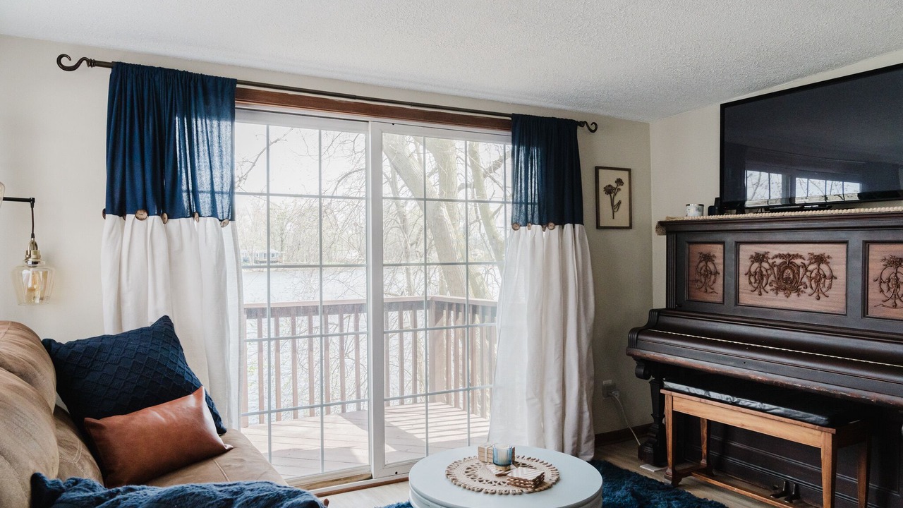 Photo of Livingroom in Comstock Park