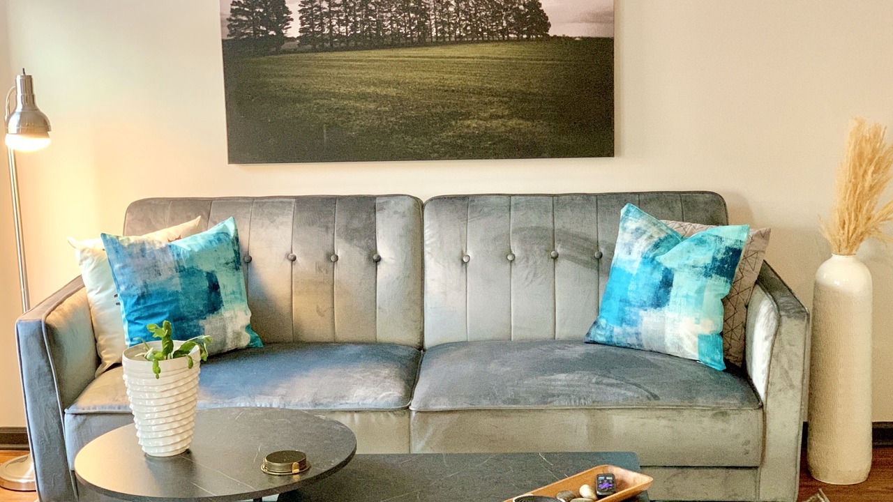 Photo of Livingroom in Lakeview