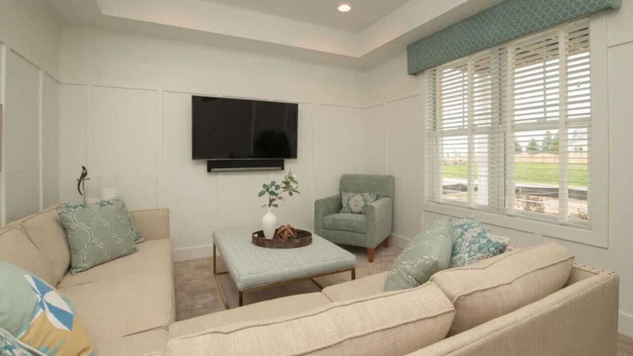 Photo of Livingroom in Miami Park