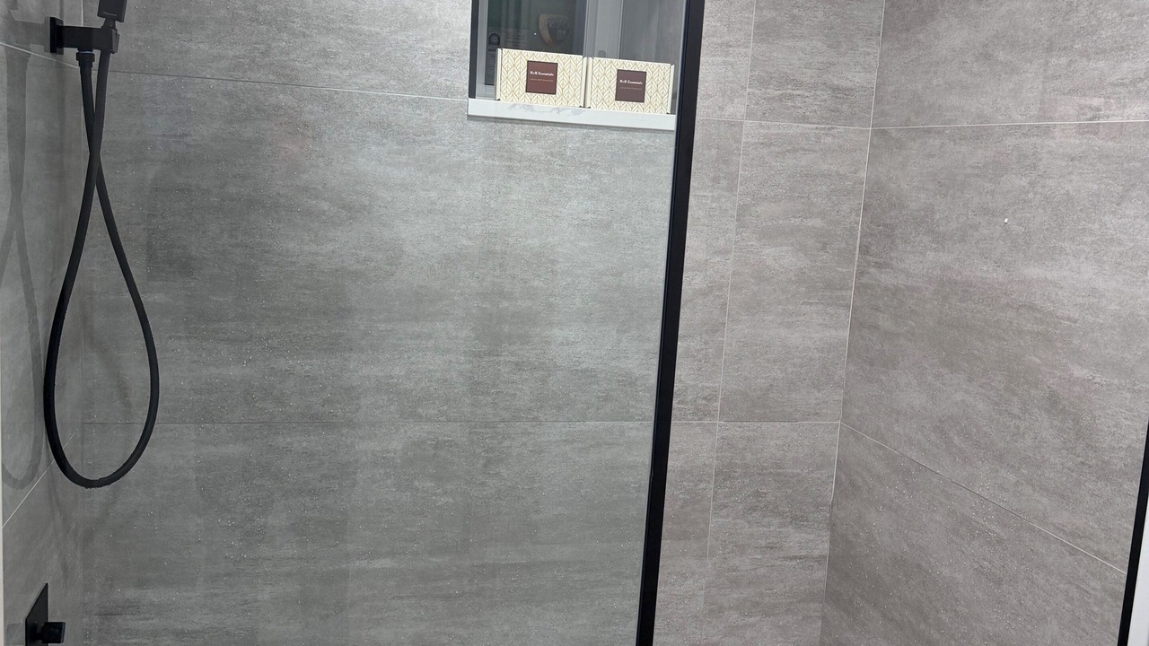 Photo of Bathroom in Bronzeville