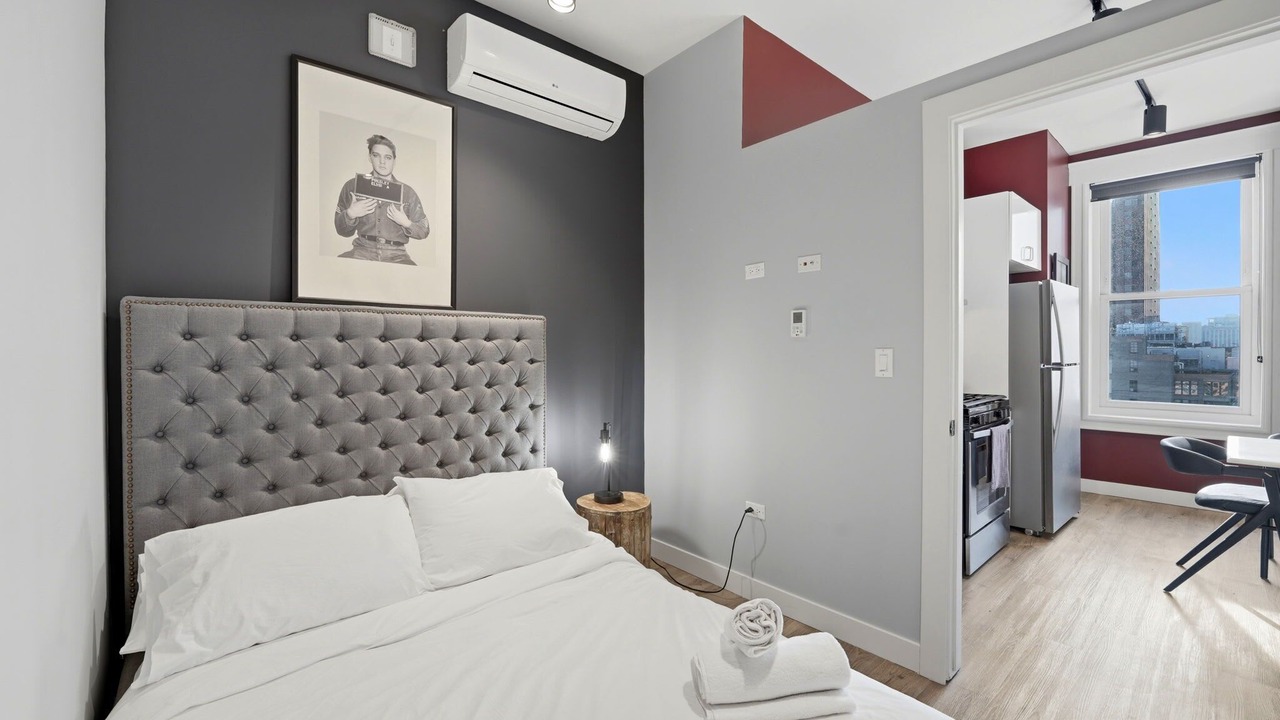 Photo of Bedroom in The Loop
