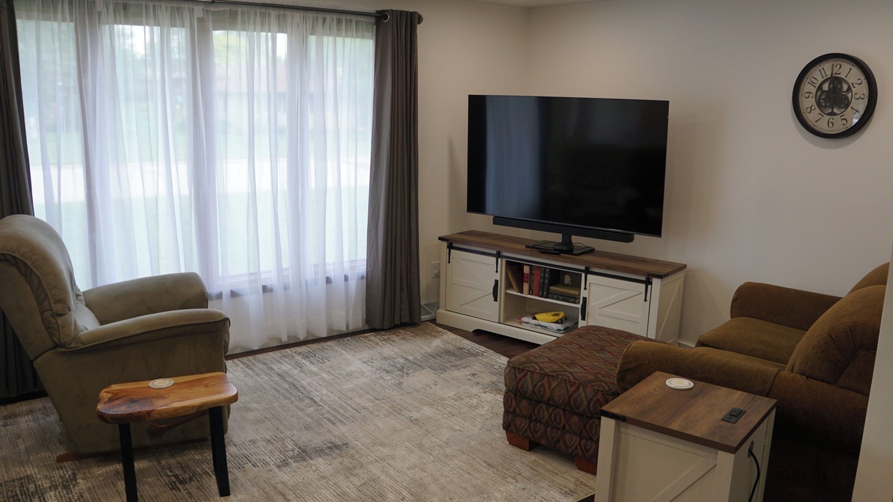Photo of Livingroom in Howards Grove