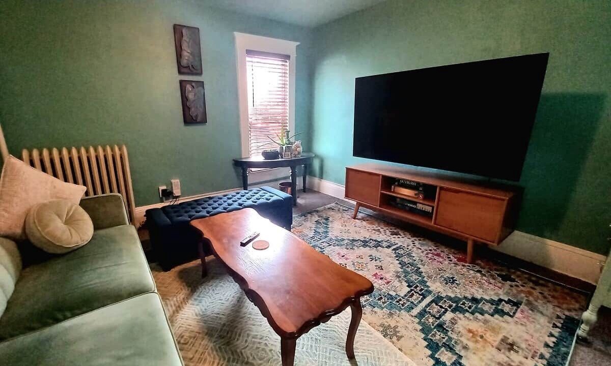 Photo of Livingroom in Ames