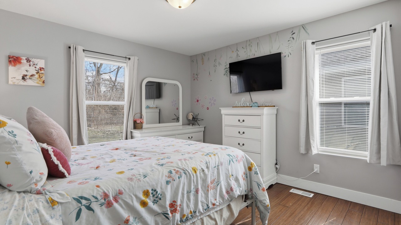 Photo of Bedroom in Madison Heights