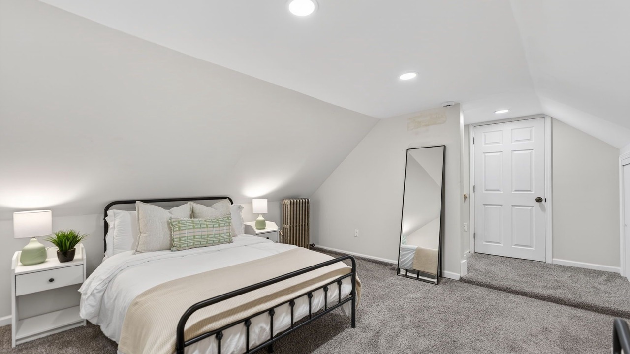 Photo of Bedroom in Lower East Side