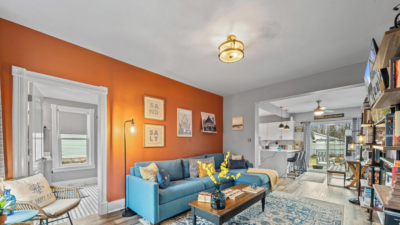 Photo of Livingroom in Lake Geneva
