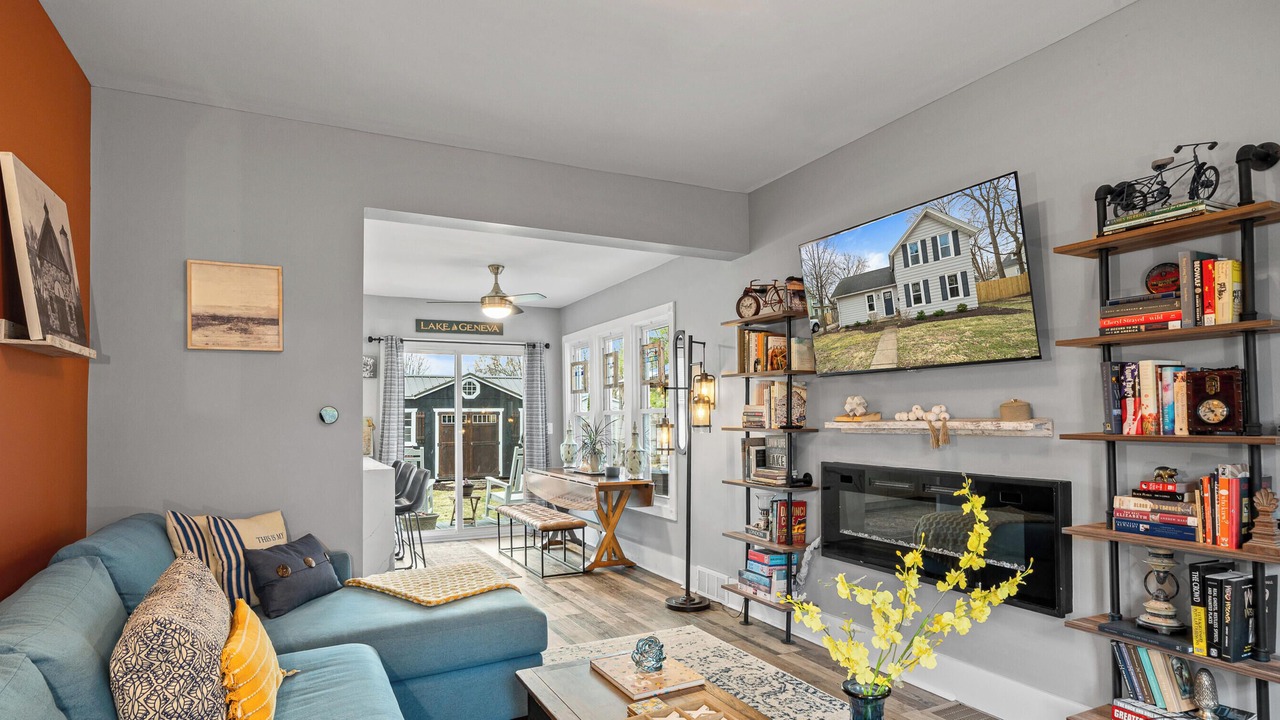 Photo of Livingroom in Lake Geneva