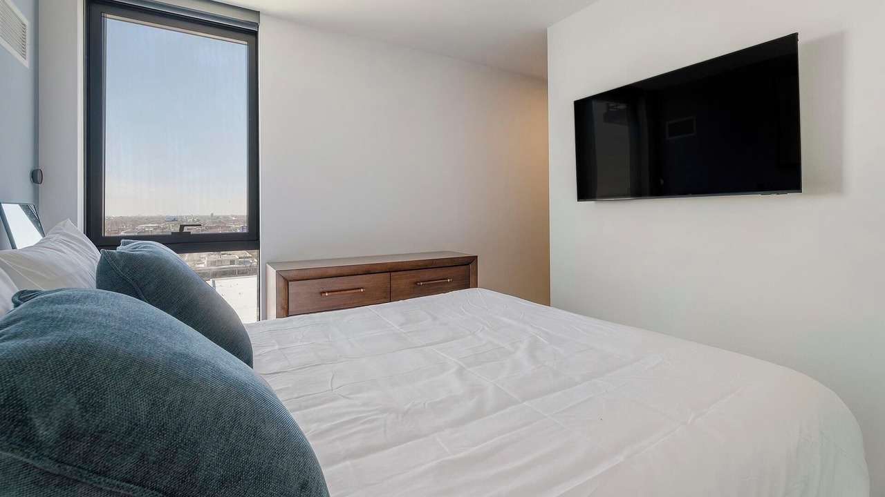 Photo of Bedroom in Illinois Medical District