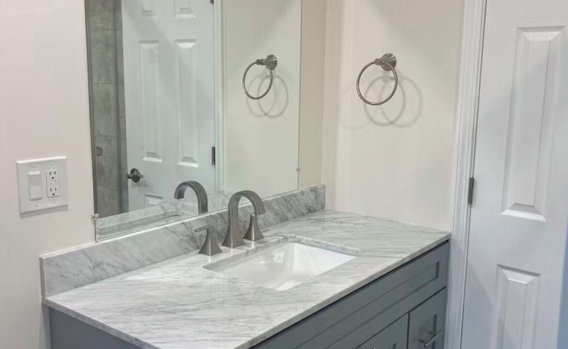 Photo of Bathroom in Elgin