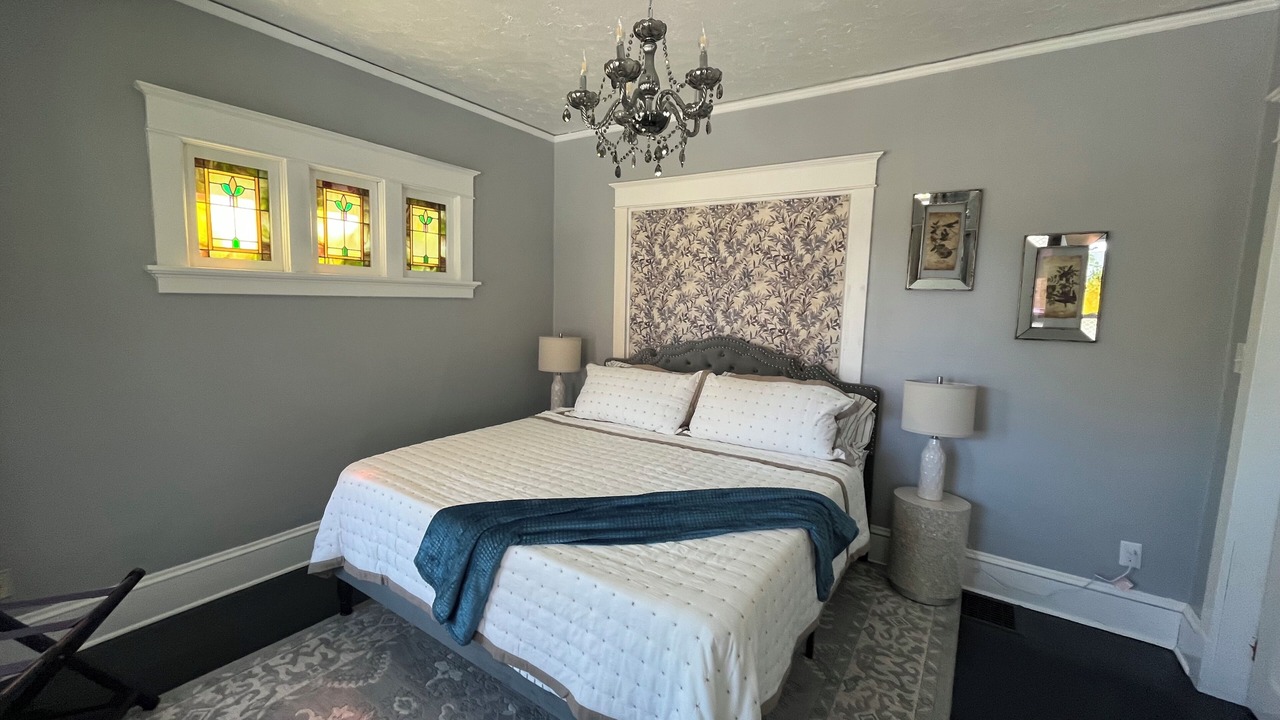 Photo of Bedroom in Riverwest