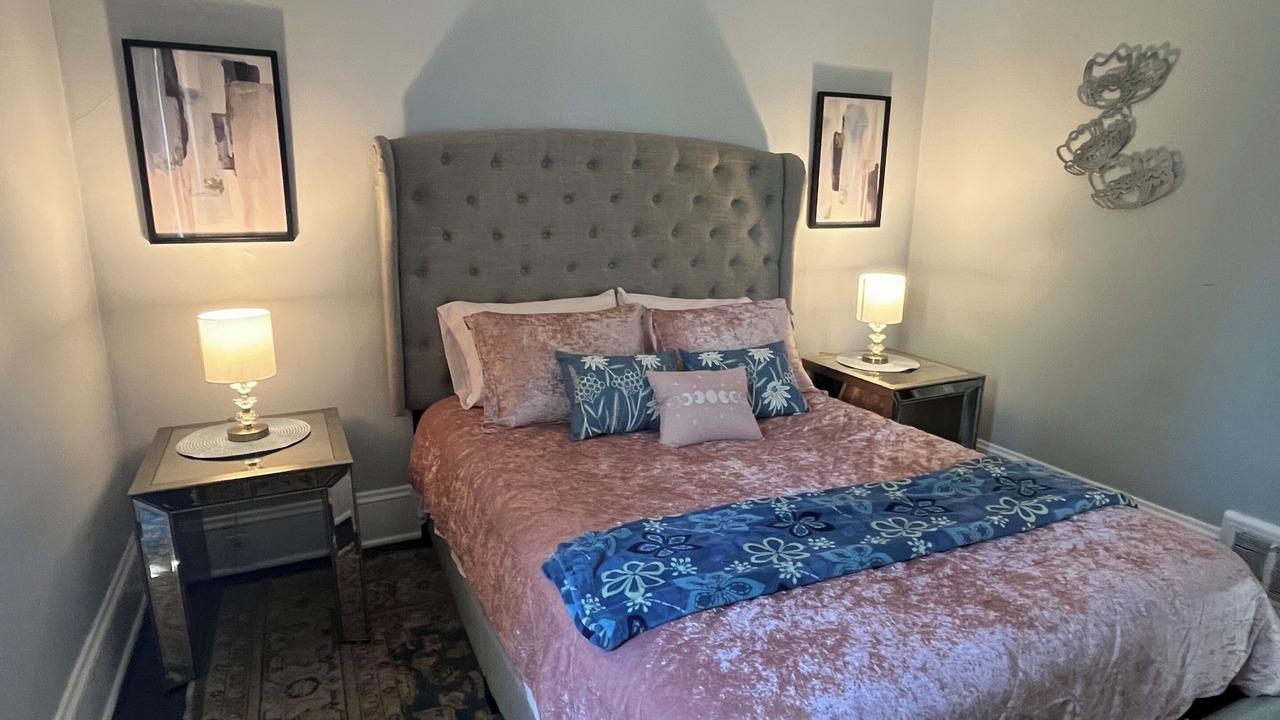 Photo of Bedroom in Riverwest