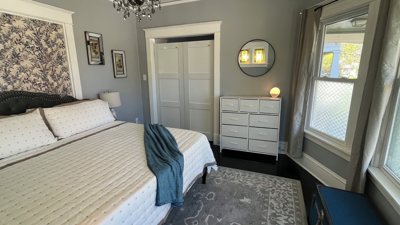 Photo of Bedroom in Riverwest