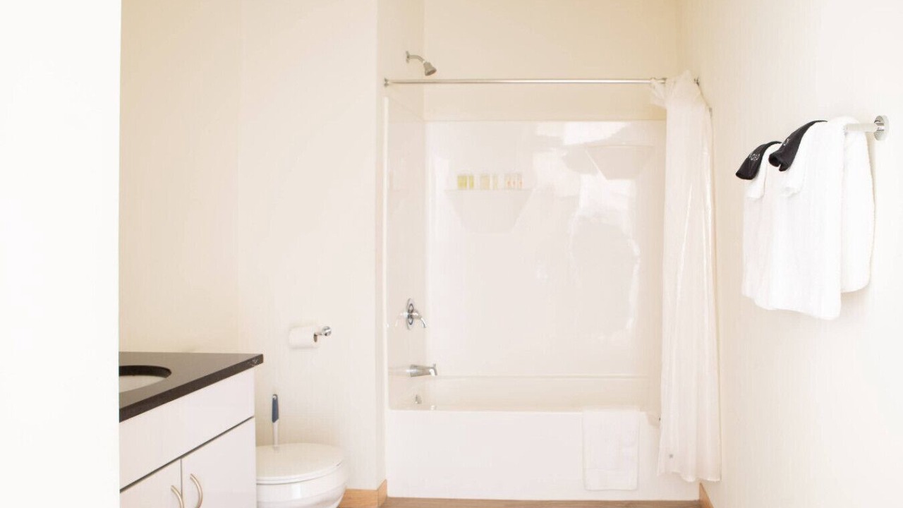 Photo of Bathroom in Fifth Ward