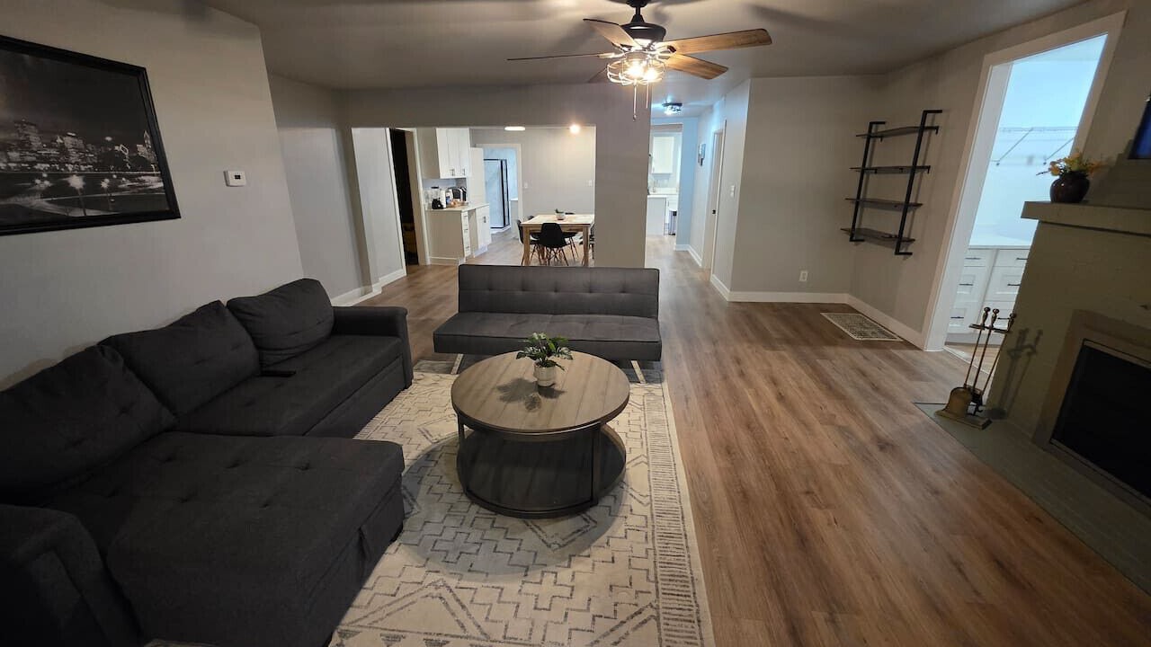 Photo of Livingroom in Joliet