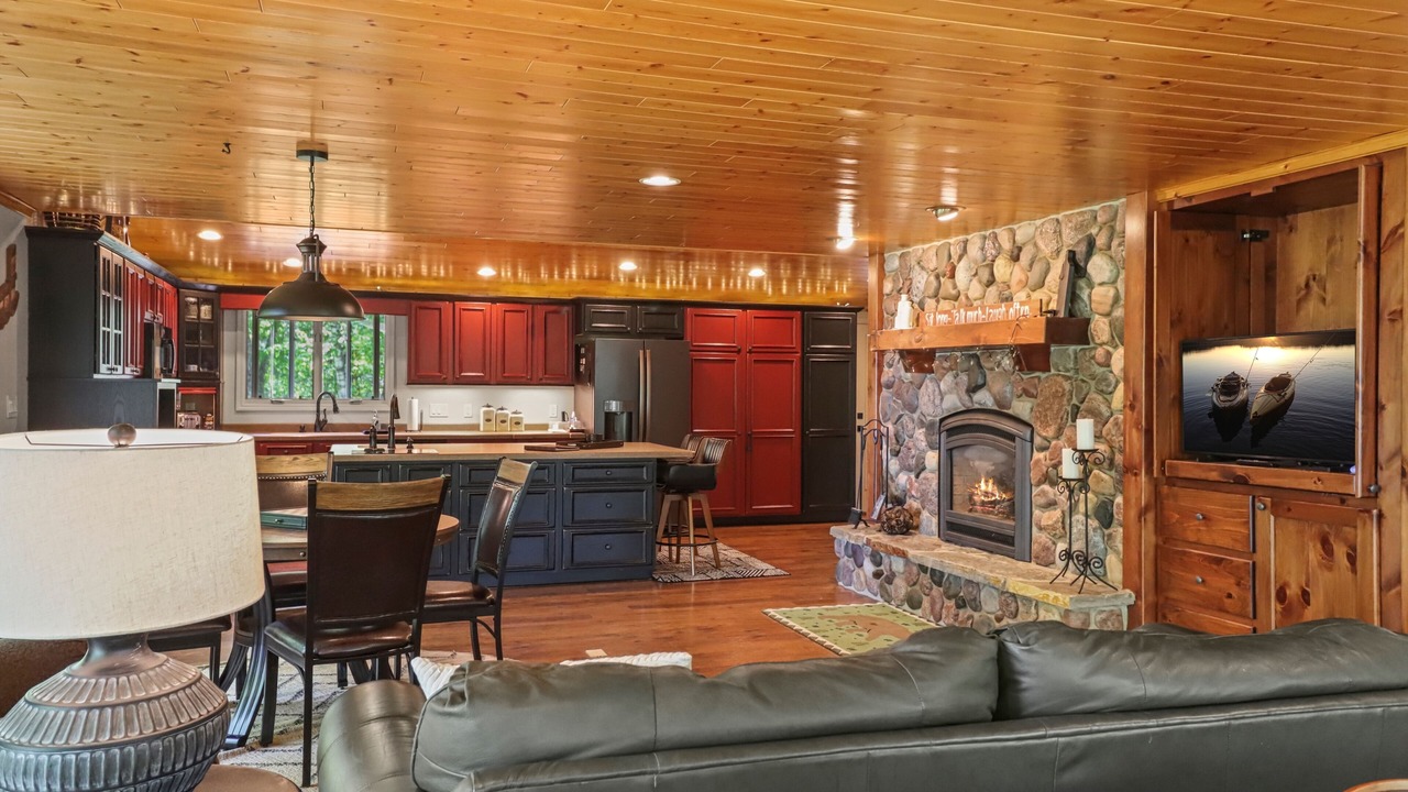 Photo of Livingroom in Boulder Junction