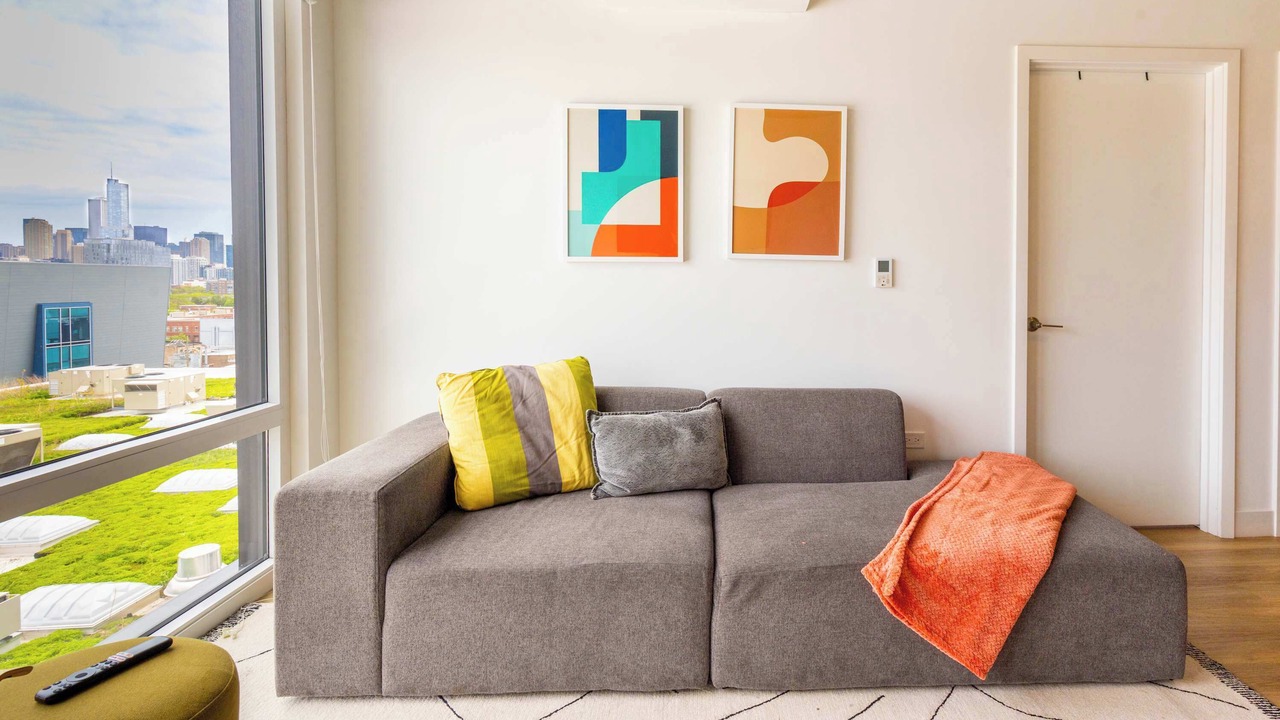 Photo of Livingroom in River North