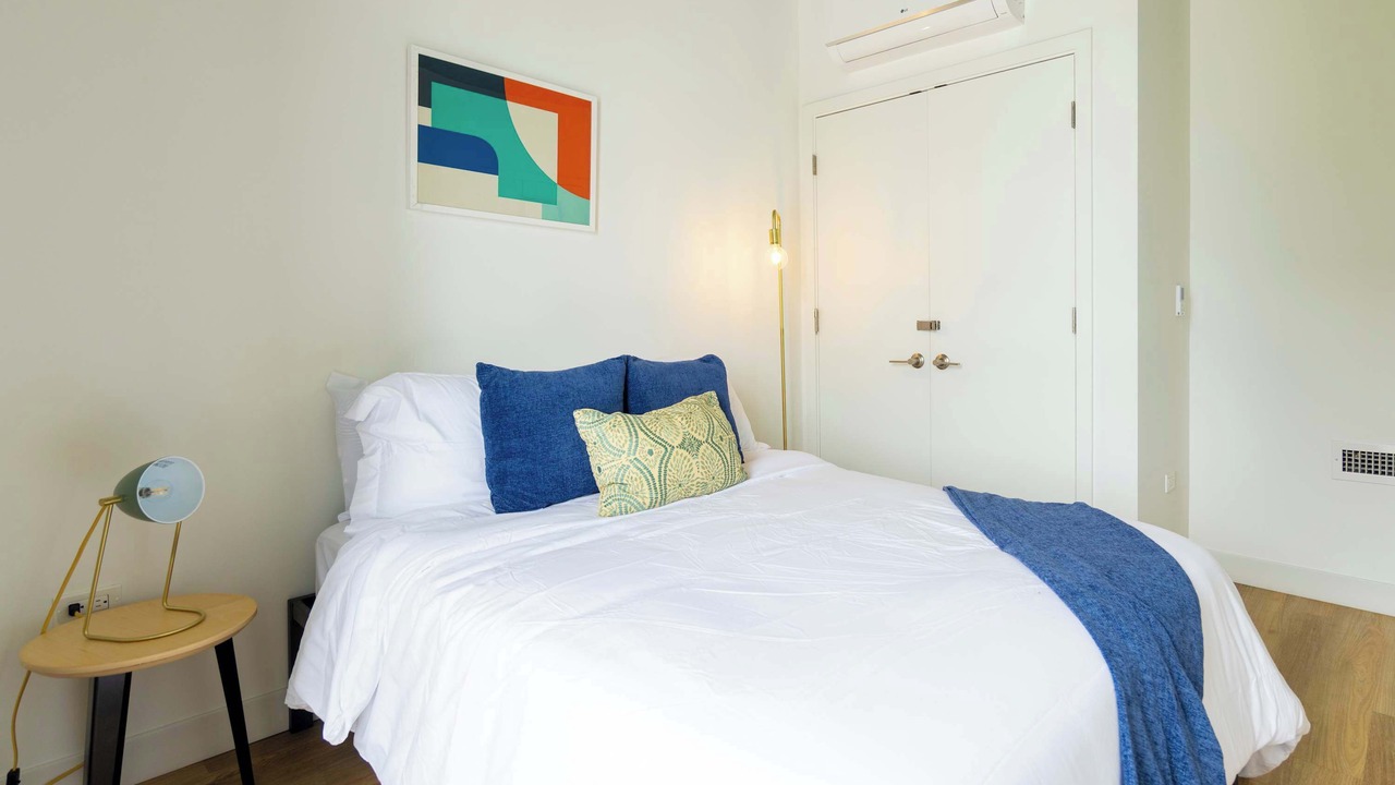 Photo of Bedroom in River North