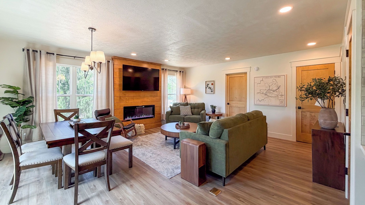 Photo of Livingroom in Marshall