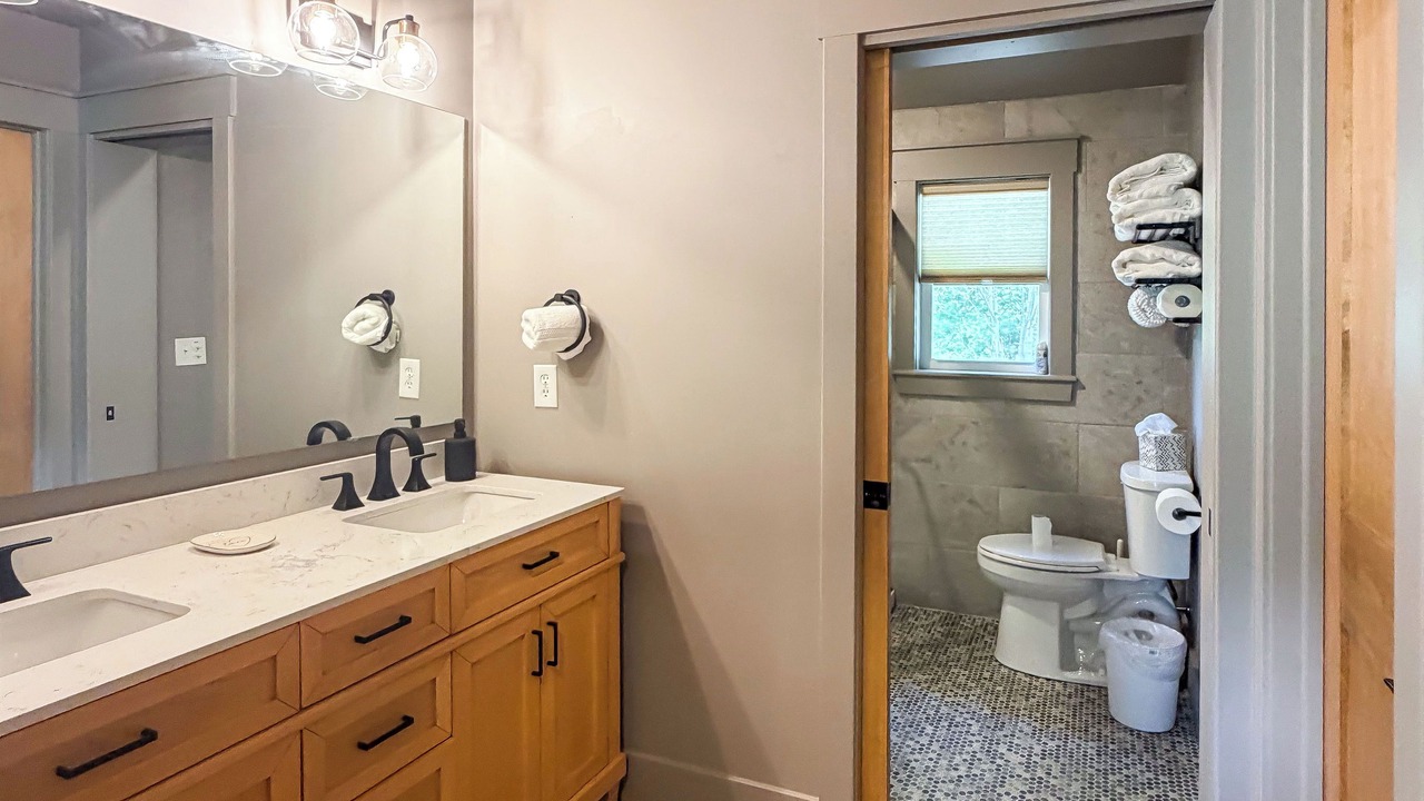 Photo of Bathroom in Marshall
