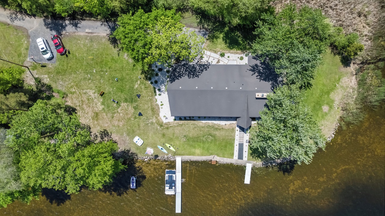 Photo of Outdoor in Wind Lake