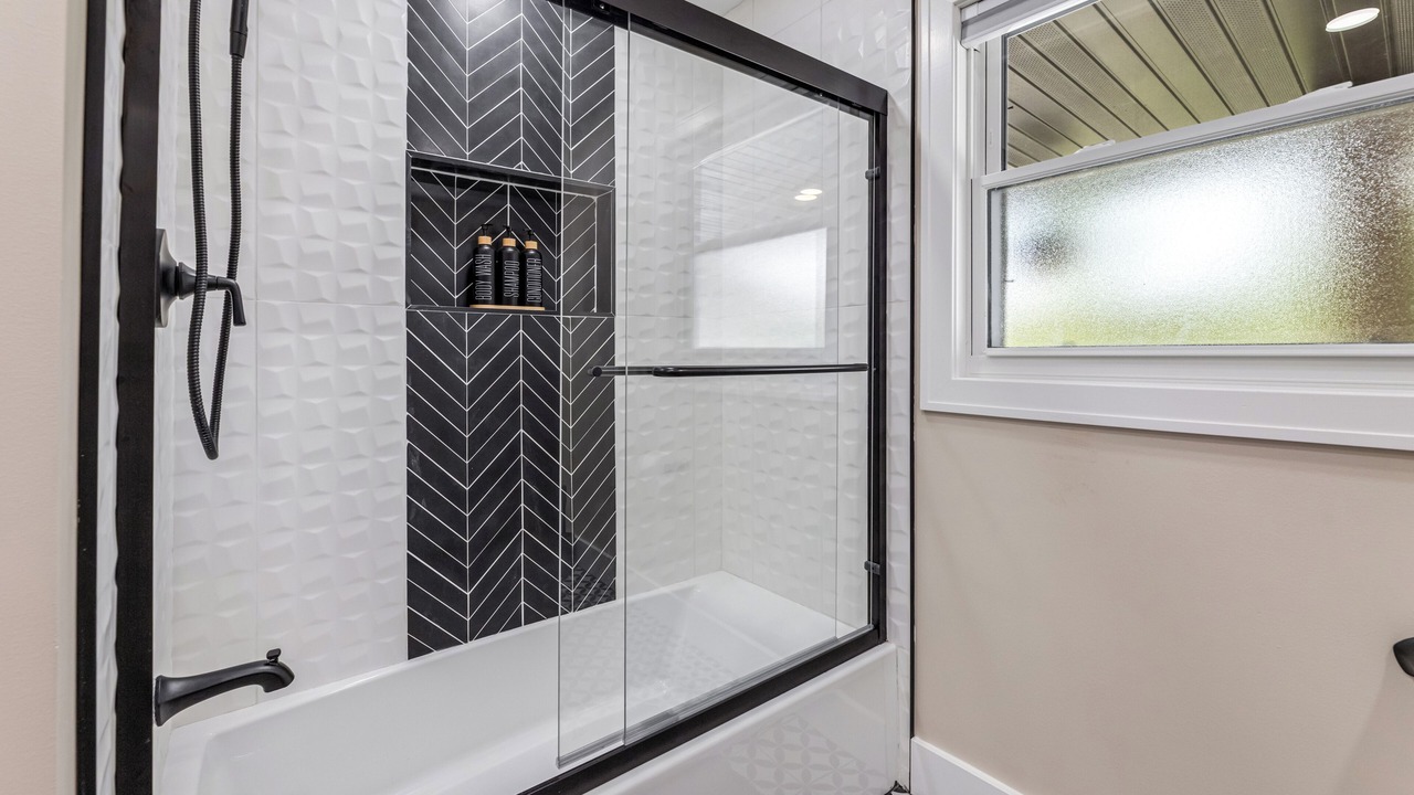 Photo of Bathroom in Wind Lake