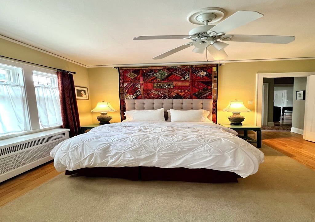 Photo of Bedroom in Shorewood
