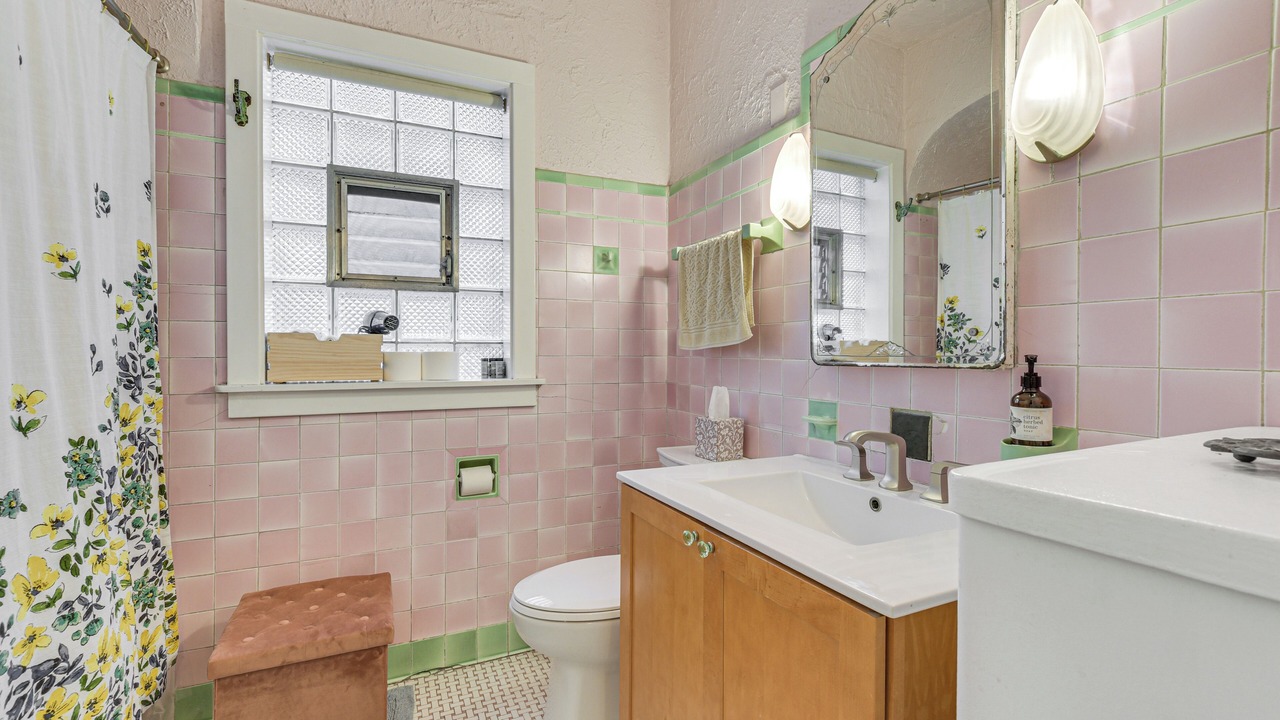 Photo of Bathroom in Bucktown