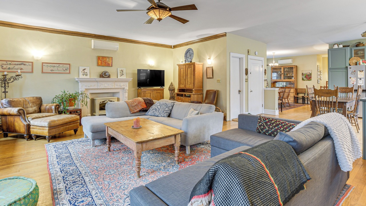 Photo of Bedroom in Bucktown