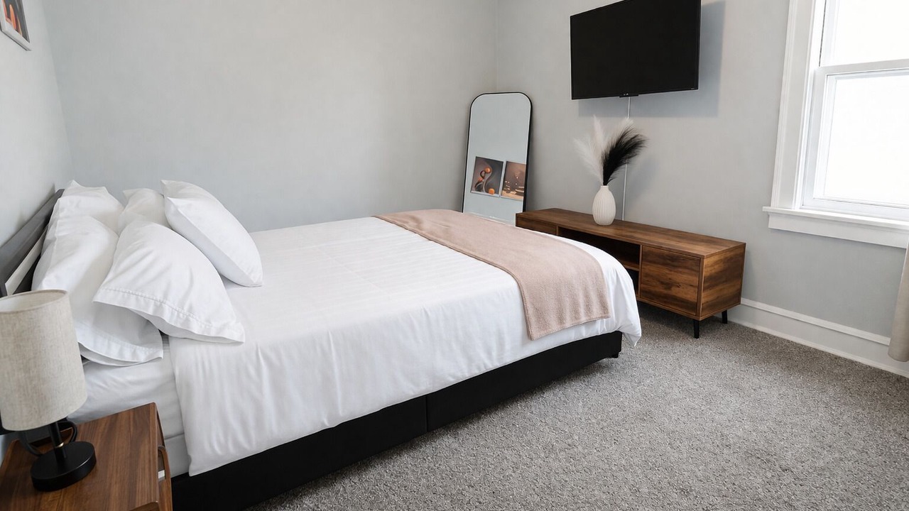 Photo of Bedroom in Milwaukee