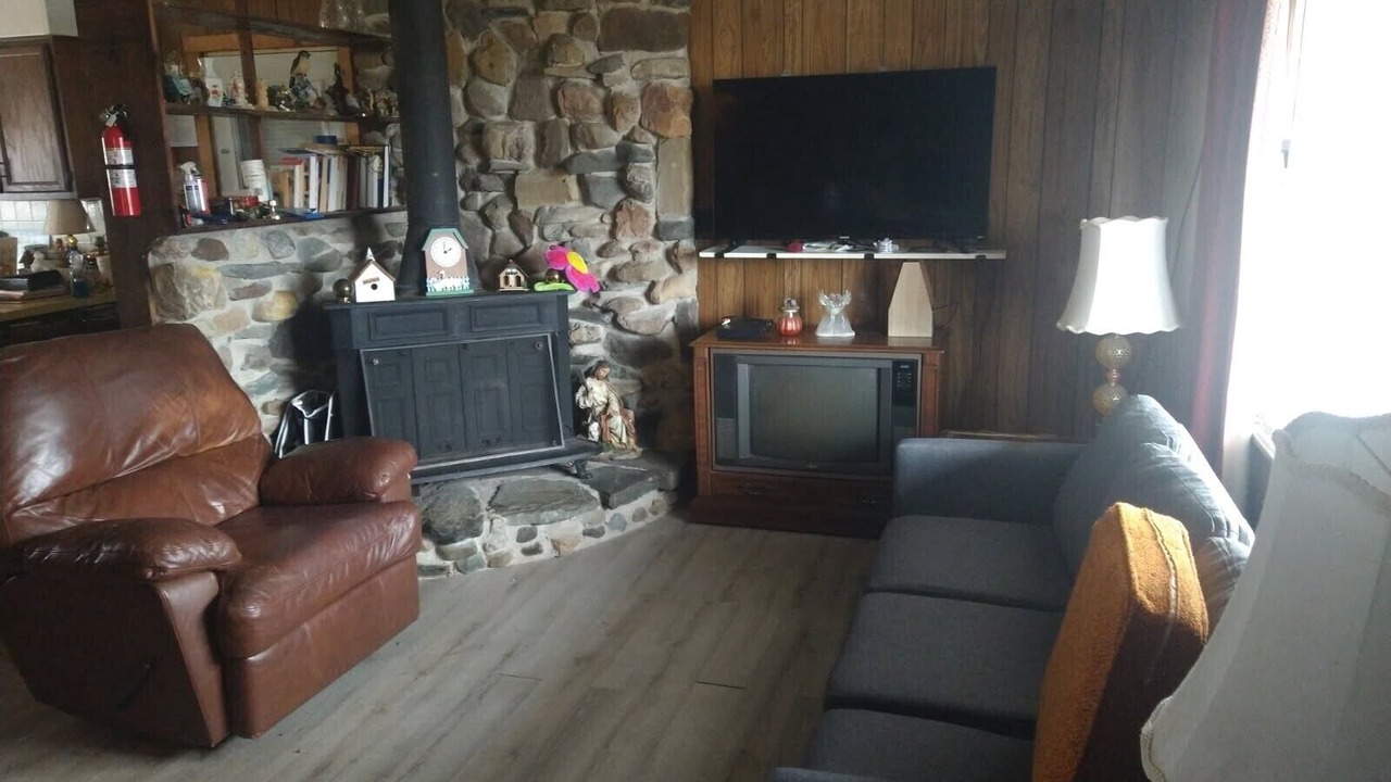 Photo of Livingroom in Monticello