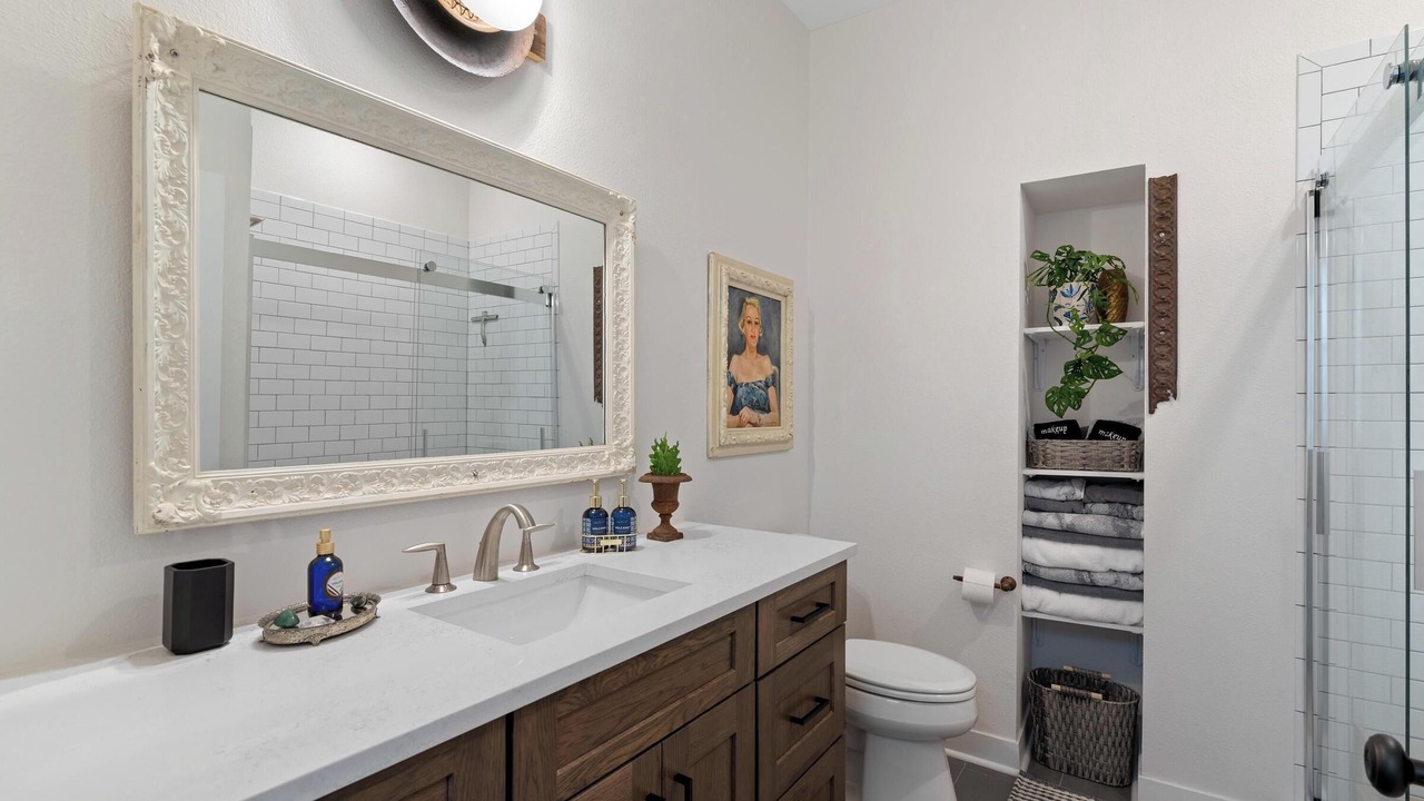 Photo of Bathroom in Fifth Ward