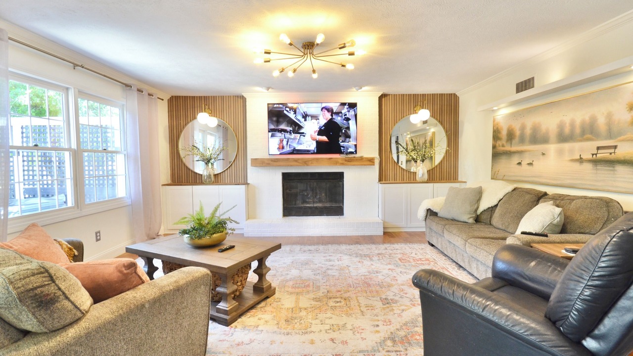 Photo of Livingroom in Bloomington