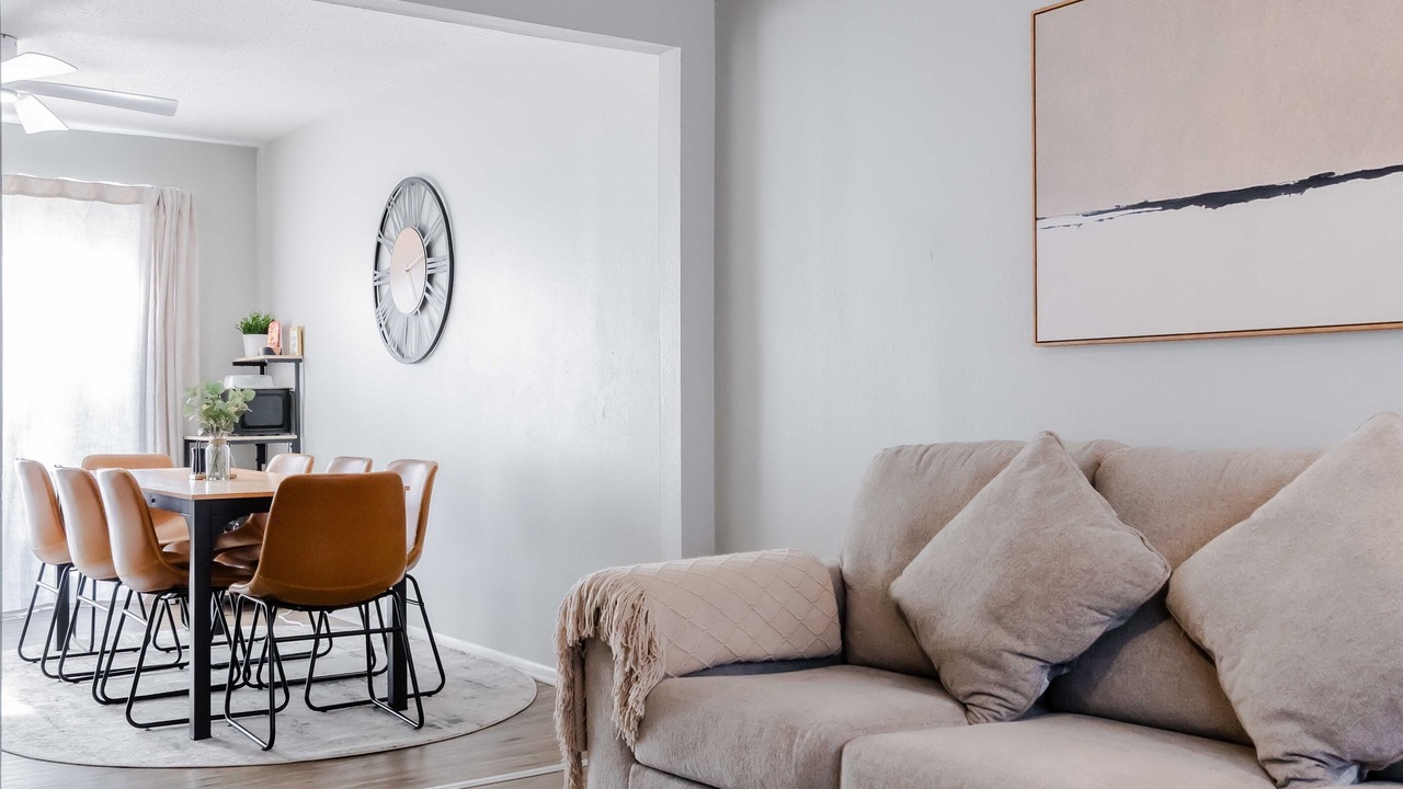 Photo of Livingroom in Quad Cities