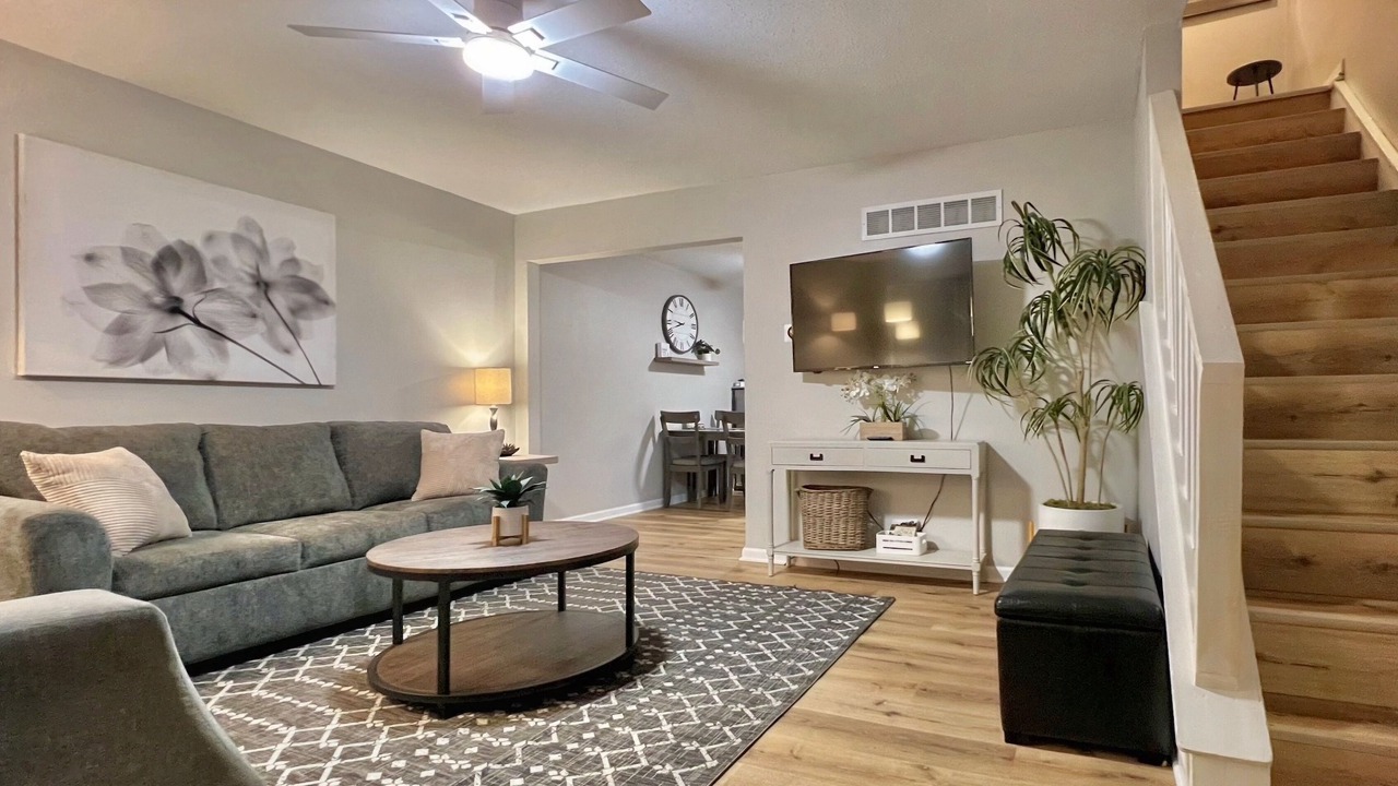 Photo of Livingroom in Quad Cities