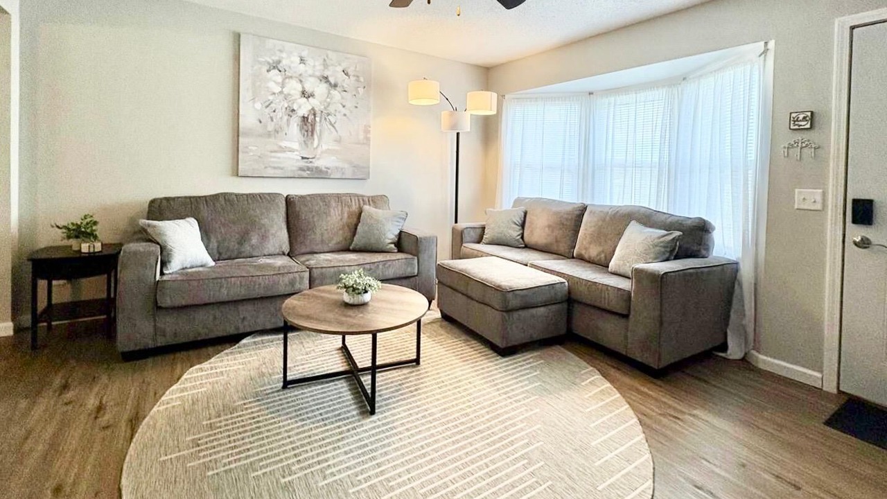 Photo of Livingroom in Quad Cities