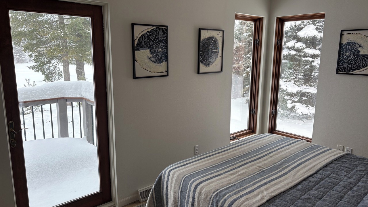Photo of Bedroom in Eagle River
