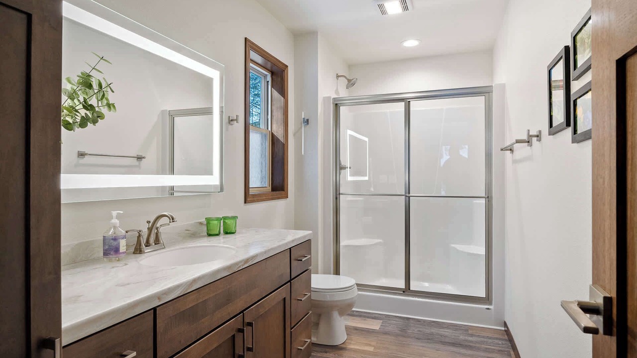 Photo of Bathroom in Baileys Harbor
