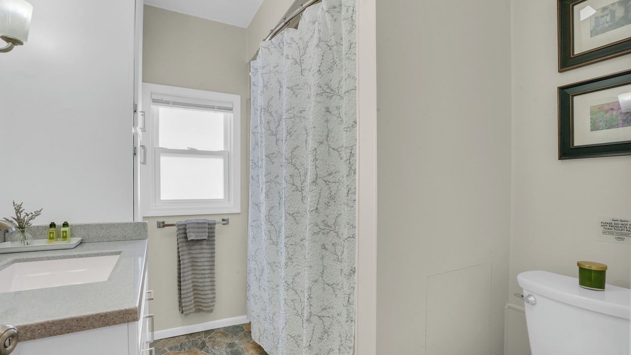 Photo of Bathroom in Carp Lake