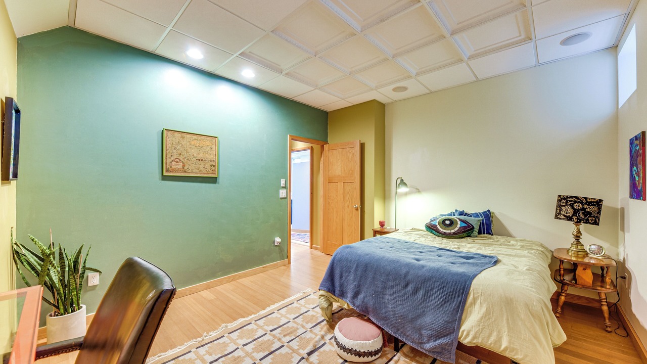 Photo of Bedroom in Lower East Side